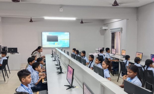 filter: 0; fileterIntensity: 0.0; filterMask: 0; captureOrientation: 0;
brp_mask:0;
brp_del_th:null;
brp_del_sen:null;
delta:null;
module: photo;hw-remosaic: false;touch: (-1.0, -1.0);sceneMode: 2;cct_value: 0;AI_Scene: (-1, -1);aec_lux: 0.0;aec_lux_index: 0;albedo: ;confidence: ;motionLevel: -1;weatherinfo: null;temperature: 41;